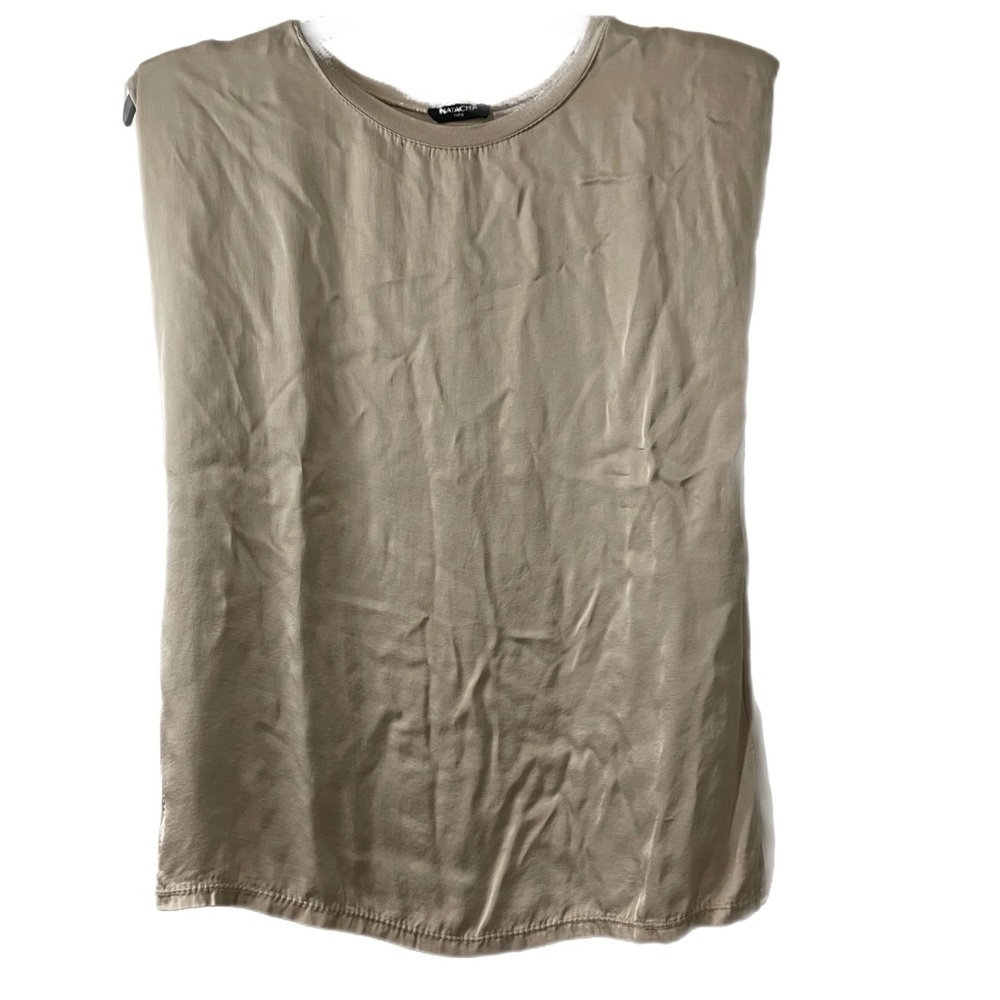Natasha Paris cream shirt with beautifully gathered stitch neckline. JJ